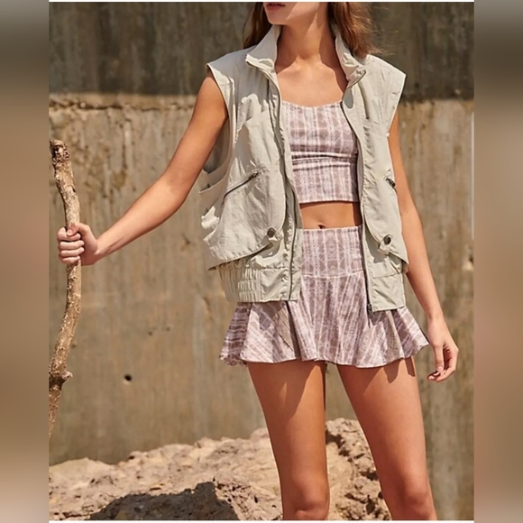 NWOT Free People FP Movement Off the Grid Vest S Small Full Zip Hooded Packable - Picture 3 of 11